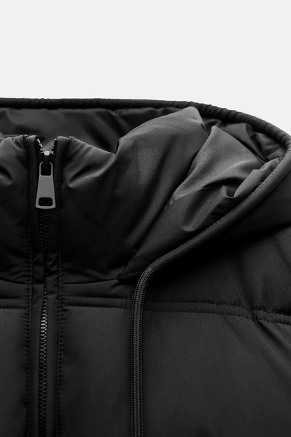 ANORAK REMBOURRÉ ET COURT IMPERMÉABLE ET COUPE VENT