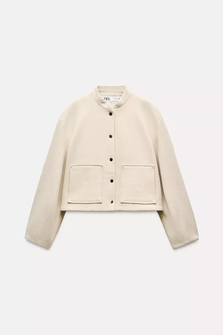 BLOUSON BOMBER COURT AVEC POCHES APPLIQUÉES