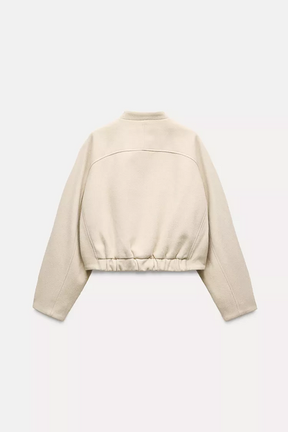 BLOUSON BOMBER COURT AVEC POCHES APPLIQUÉES